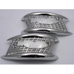 Emblema Deposito 3 Galoes Triumph 500/650  Cromado (par) 3 galoes82-4127,82-4128